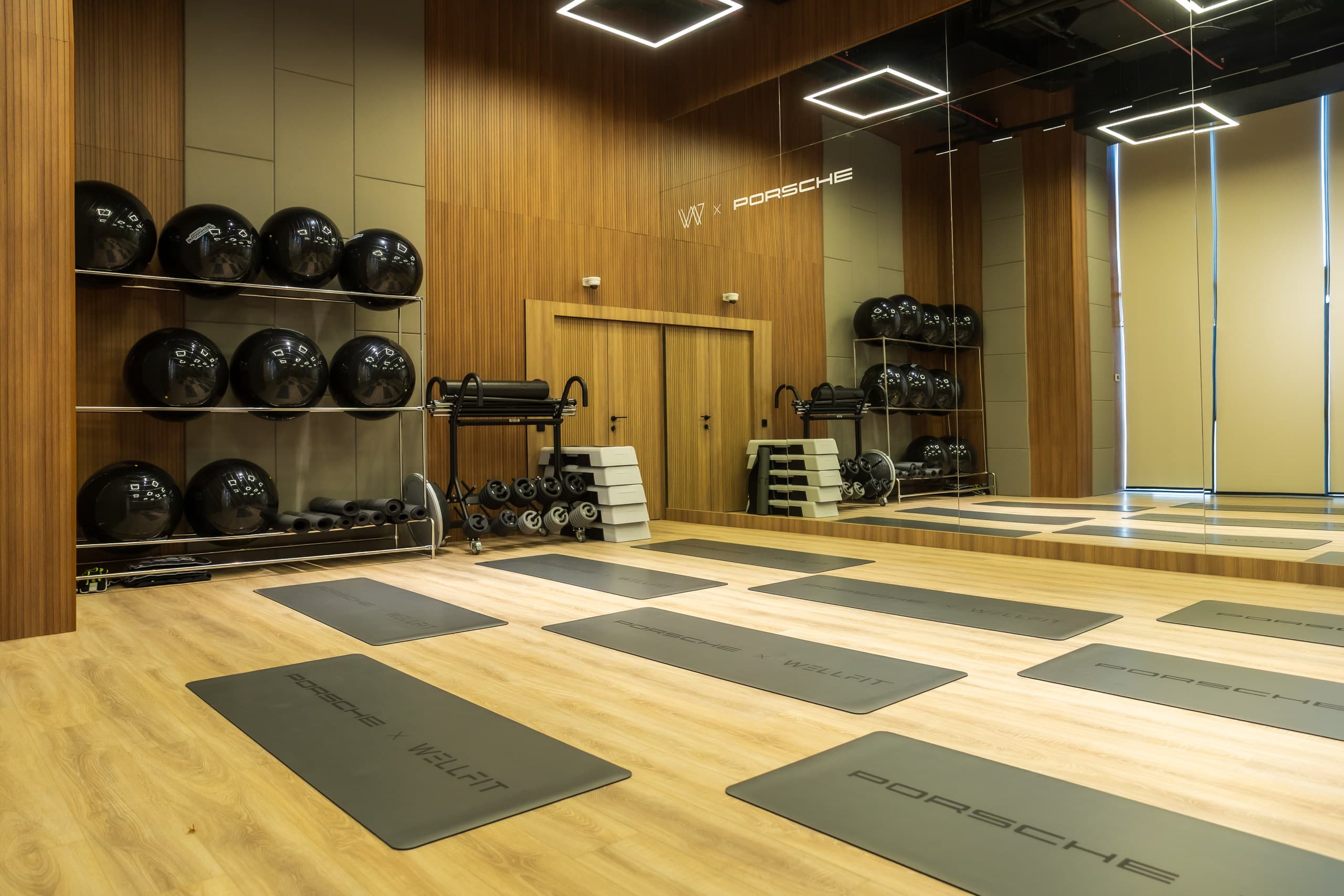Reformer Pilates beginner class at WellFit.uz